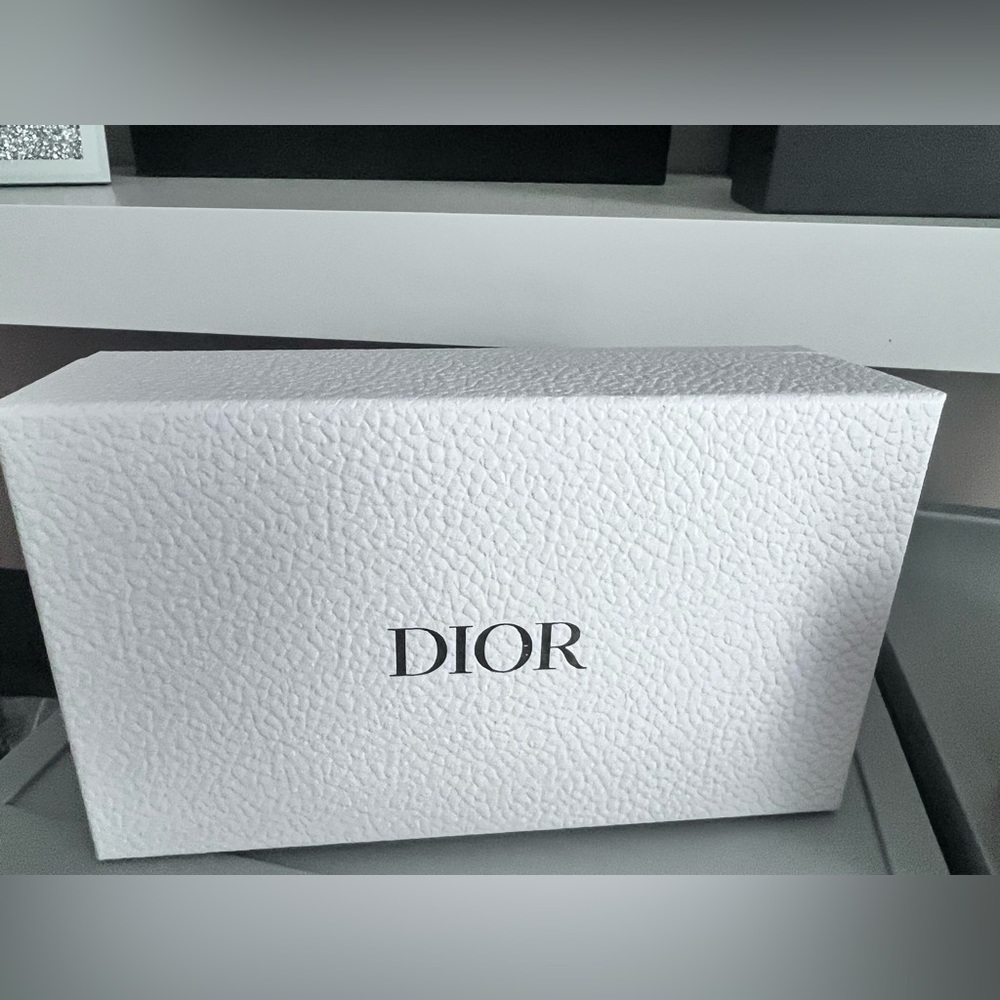 Multiple Designer Sunglasses Boxes - Picture 3 of 4